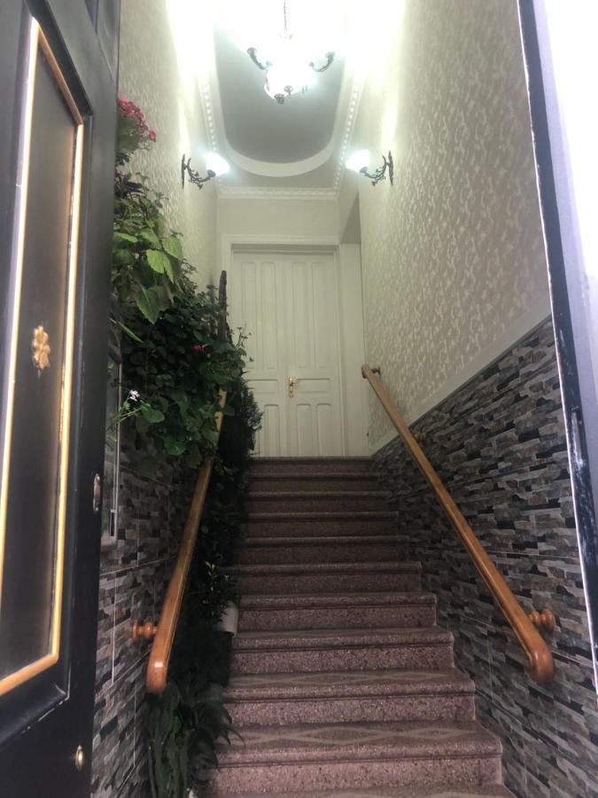 Hostel Temuri Koutaïssi Extérieur photo